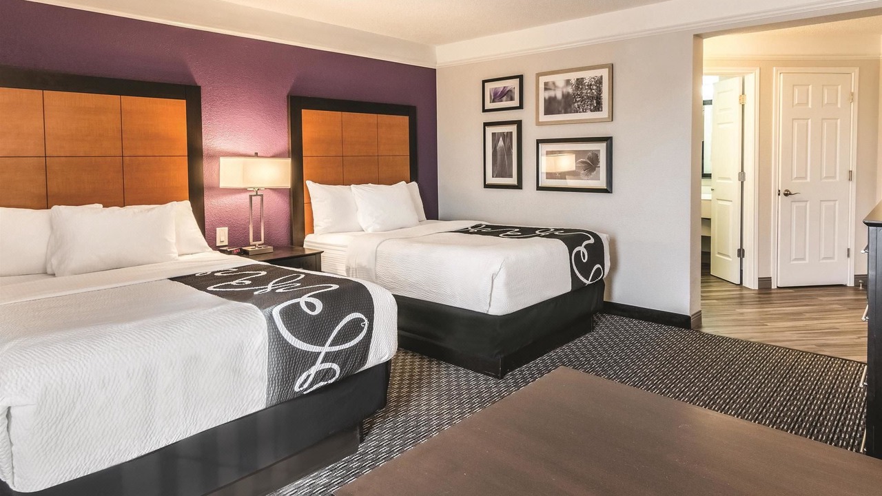 Photo of Bedroom in Airport North