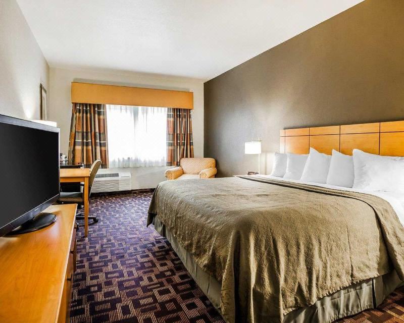 Photo of Bedroom in Indianola
