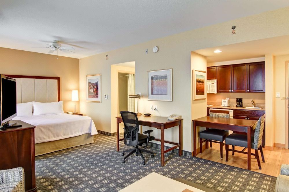 Photo of Livingroom in Gateway