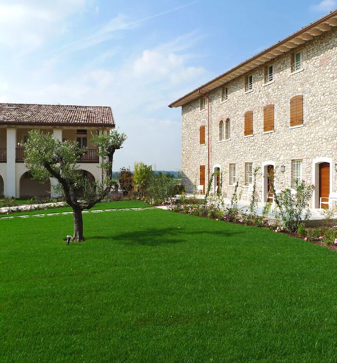 Photo of Buildings in Pozzolengo