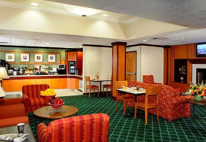 Photo of Livingroom in Midtown Anchorage