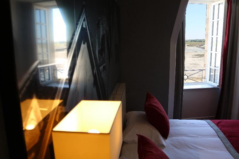 Photo of Bedroom in Le Mont-Saint-Michel