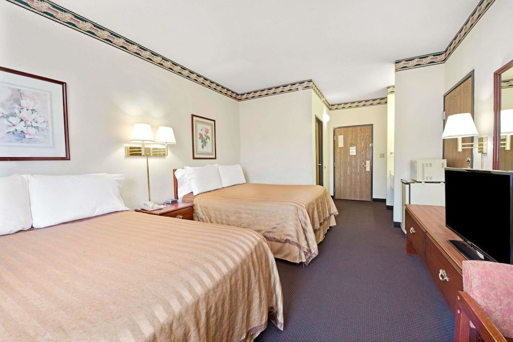 Photo of Bedroom in Airport Township