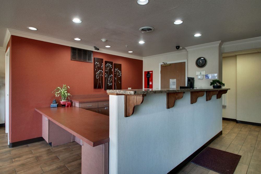 Photo of Livingroom in St. Robert