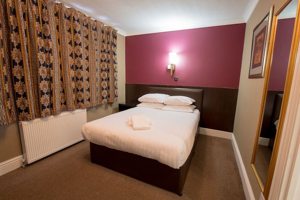 Photo of Bedroom in Valentines