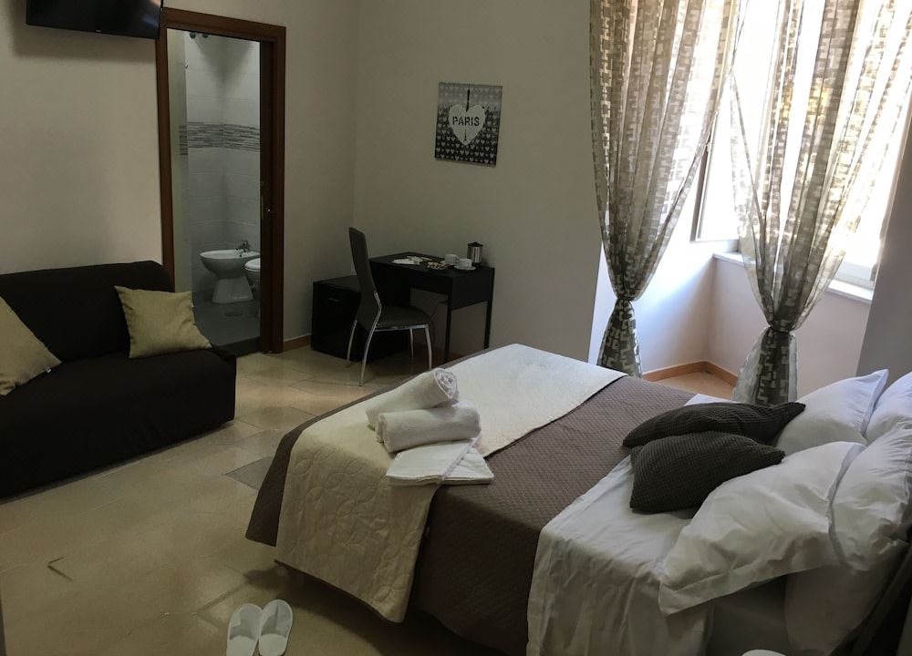 Photo of Livingroom in Naples City Centre