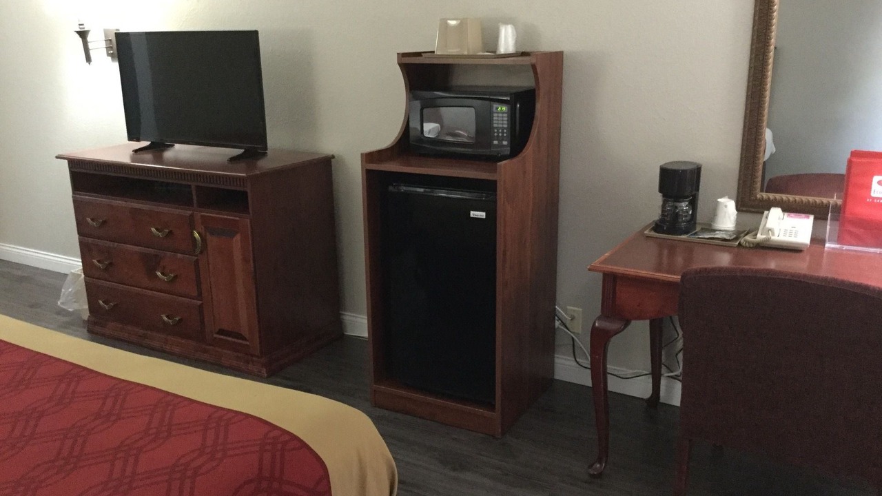 Photo of Livingroom in West Lincoln