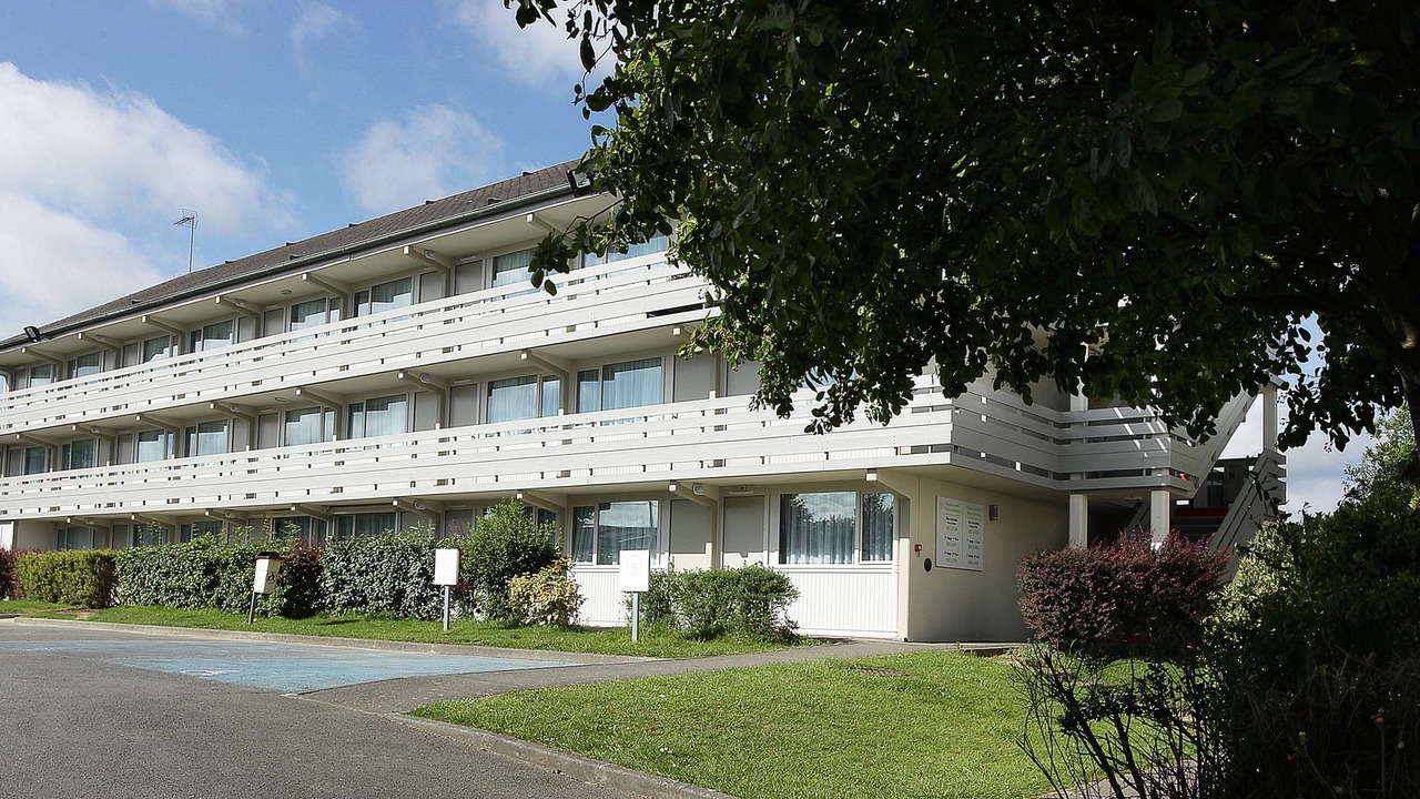 Photo of Buildings in Taden