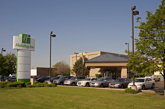 Photo of Buildings in Elk Grove Village