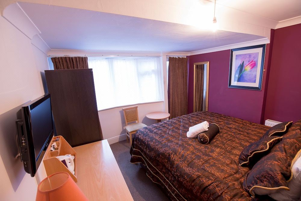 Photo of Bedroom in Valentines