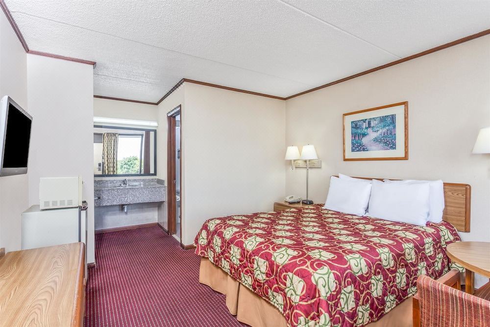 Photo of Bedroom in Sweetwater