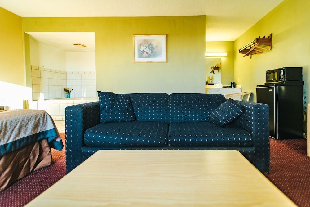 Photo of Livingroom in Berea