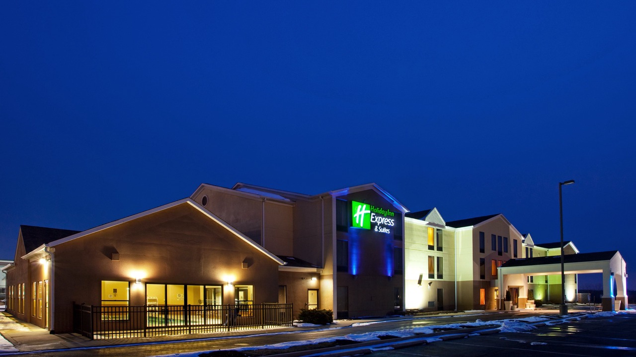 Photo of Buildings in Streetsboro