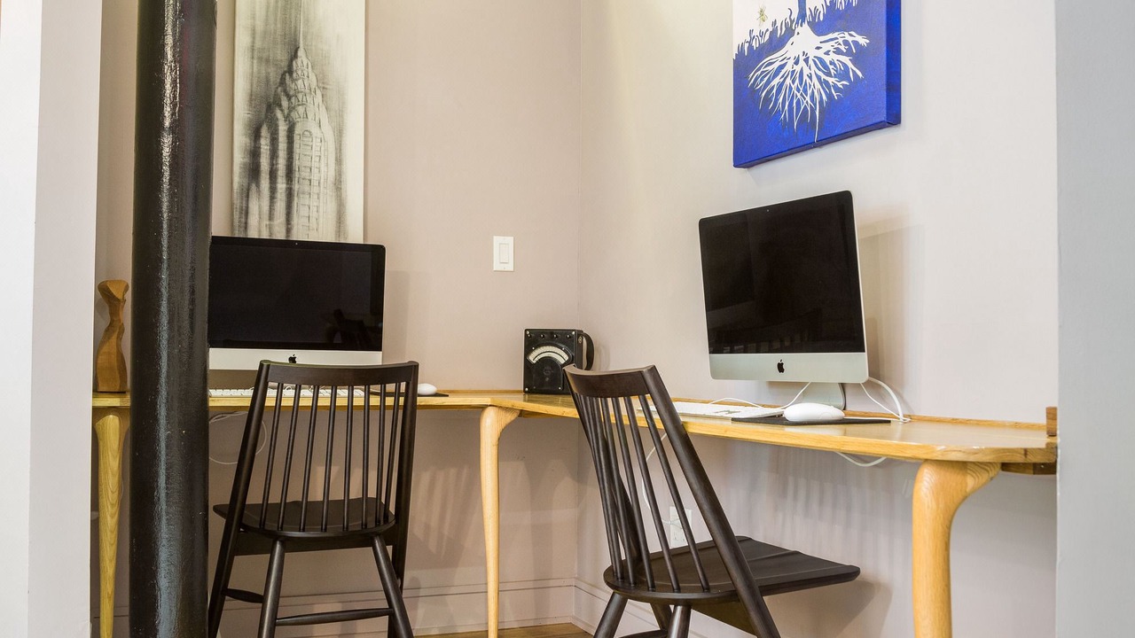 Photo of Livingroom in Greenpoint