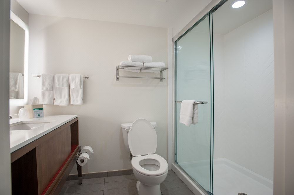 Photo of Bathroom in Ferry Pass