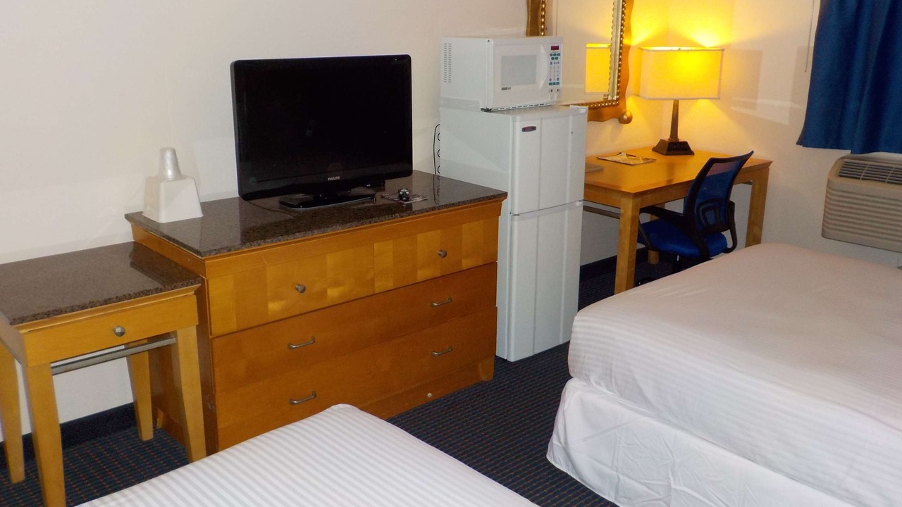 Photo of Bedroom in North Camellia Acres
