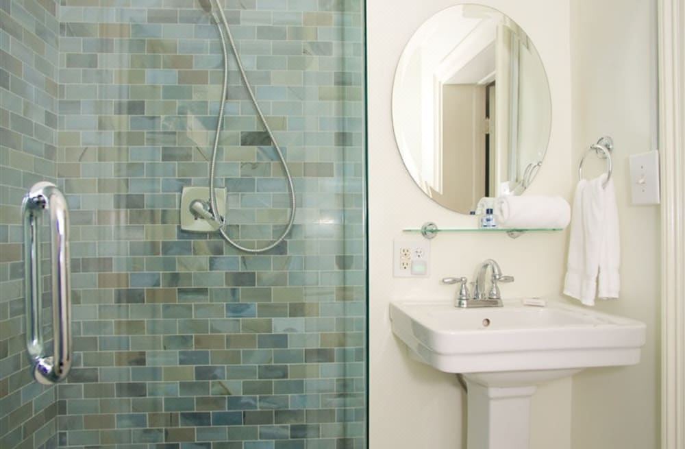 Photo of Bathroom in Venable