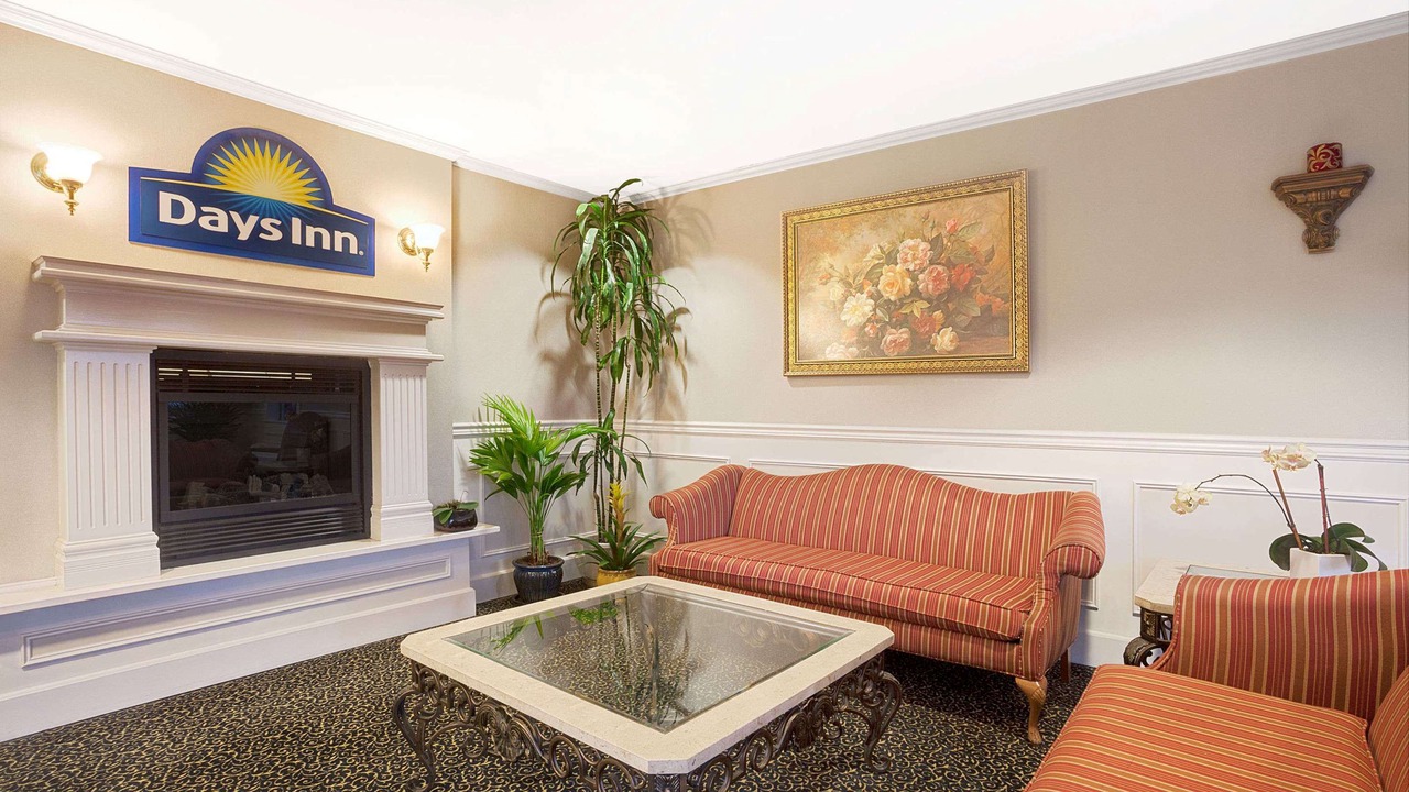 Photo of Livingroom in Murphys Corner