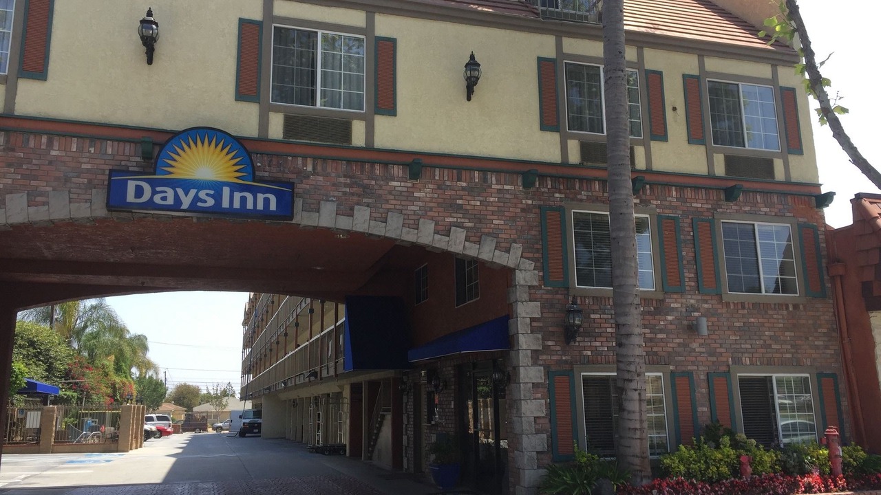Photo of Buildings in Lawndale