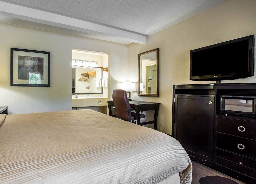 Photo of Bedroom in Greenwood