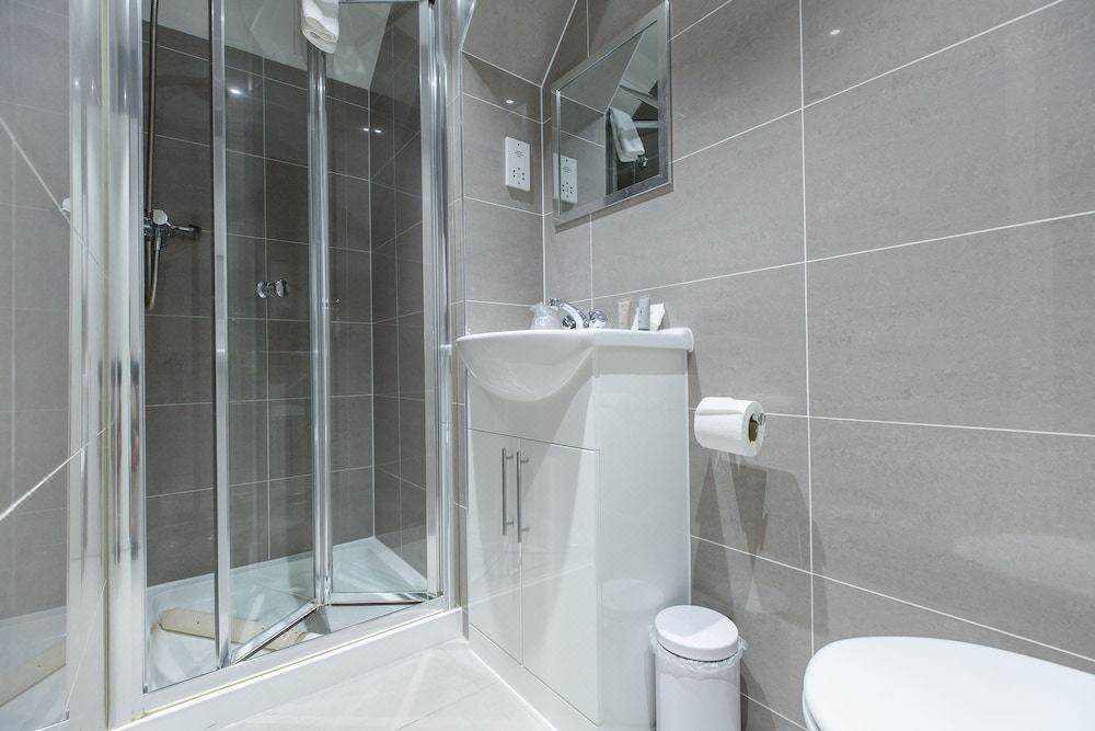Photo of Bathroom in Lancaster Gate