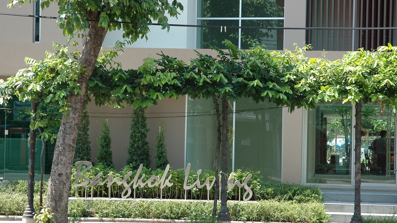 Photo of Buildings in Phaya Thai
