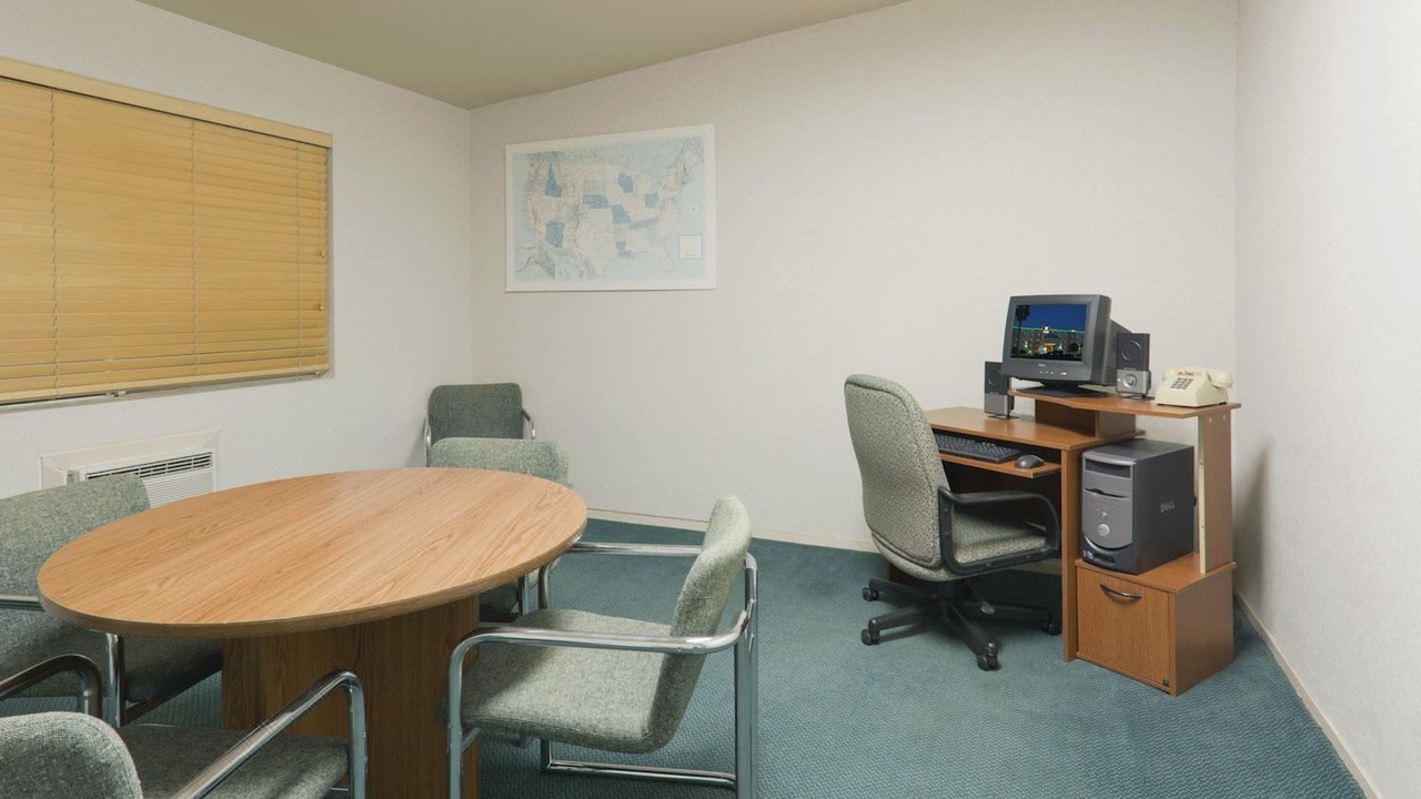 Photo of Livingroom in Pumpkin Center