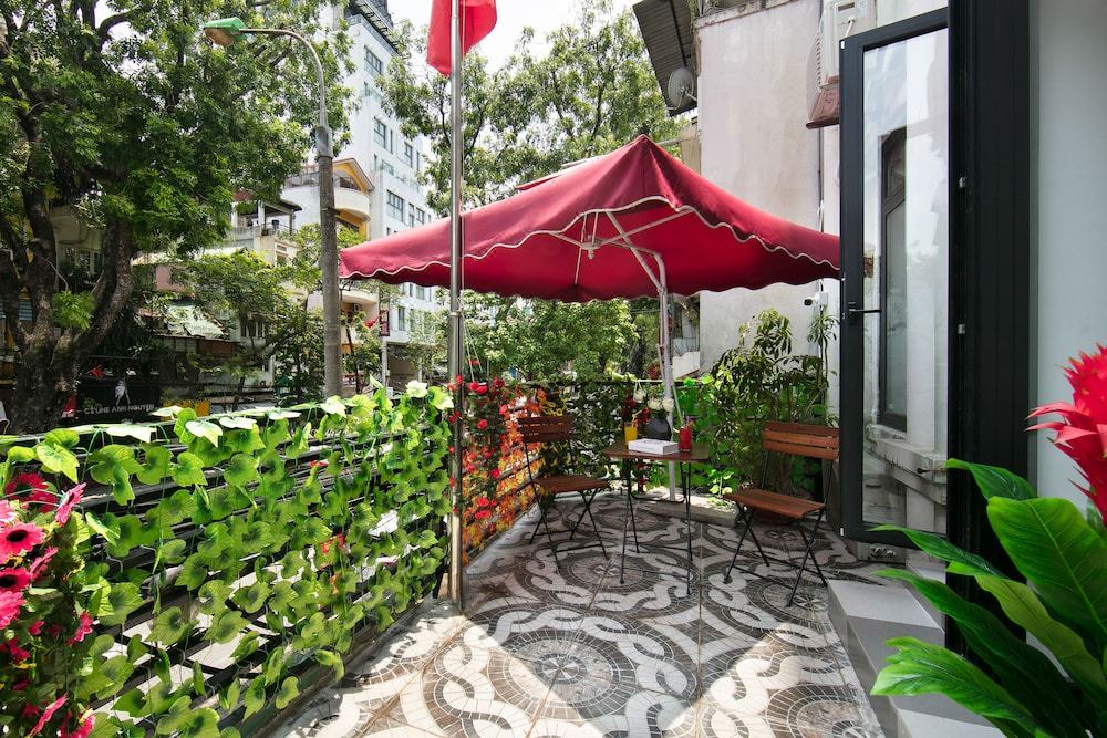 Photo of Patio Balcony in Old Quarter