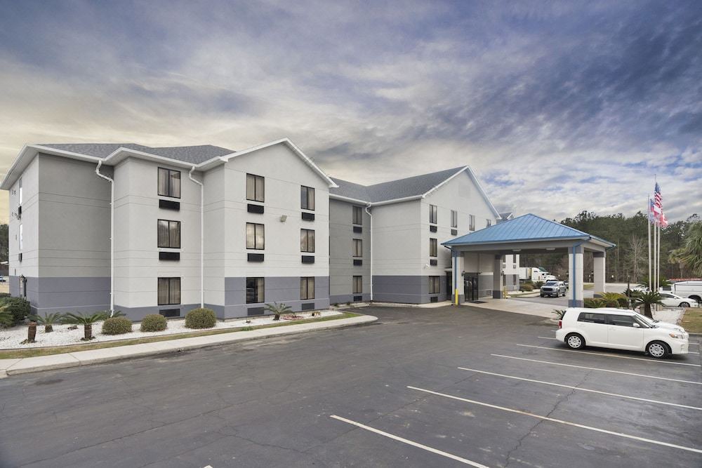 Photo of Buildings in Pooler