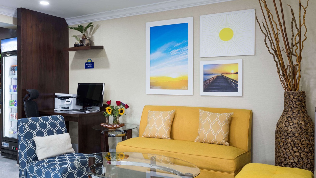 Photo of Livingroom in Goose Creek