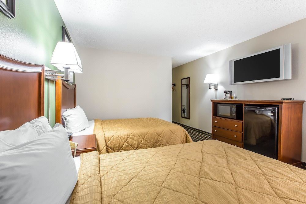 Photo of Bedroom in Homewood
