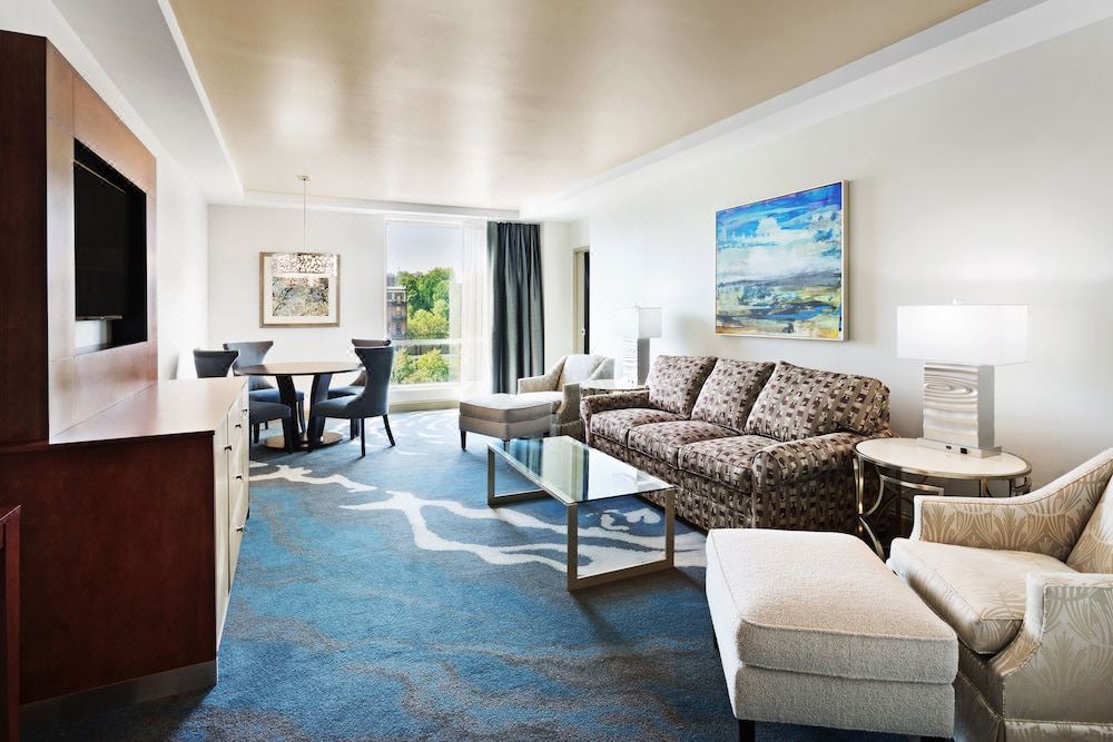Photo of Livingroom in Downtown Knoxville