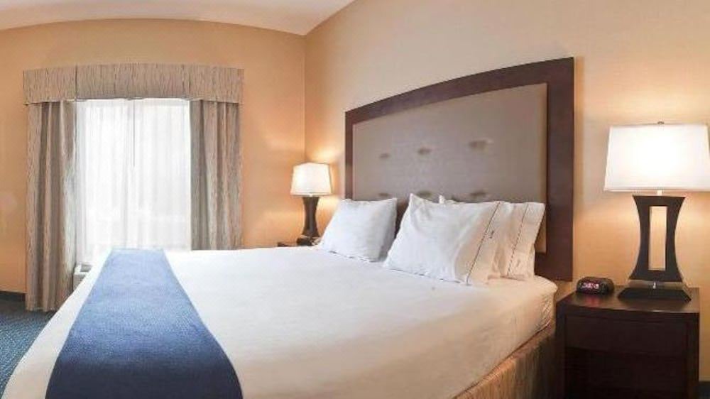 Photo of Bedroom in Novi