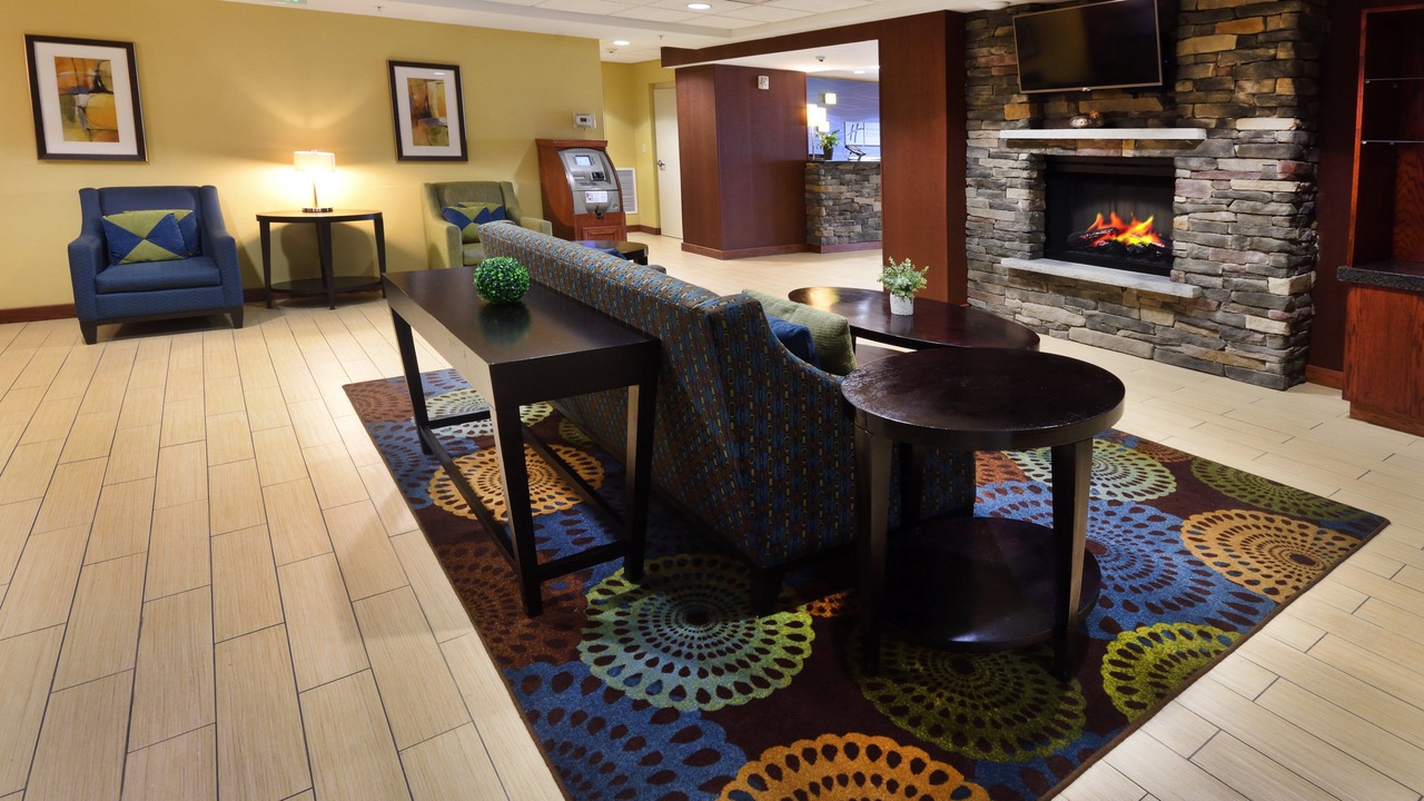 Photo of Livingroom in Milford