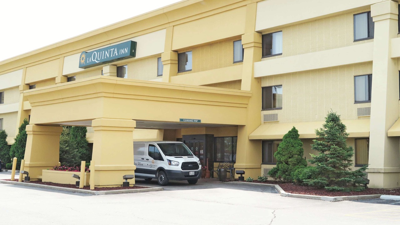 Photo of Buildings in Oak Creek