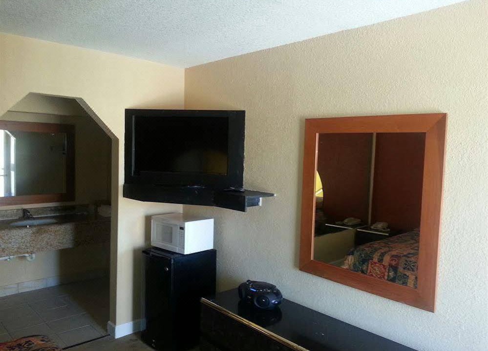 Photo of Livingroom in MacGregor