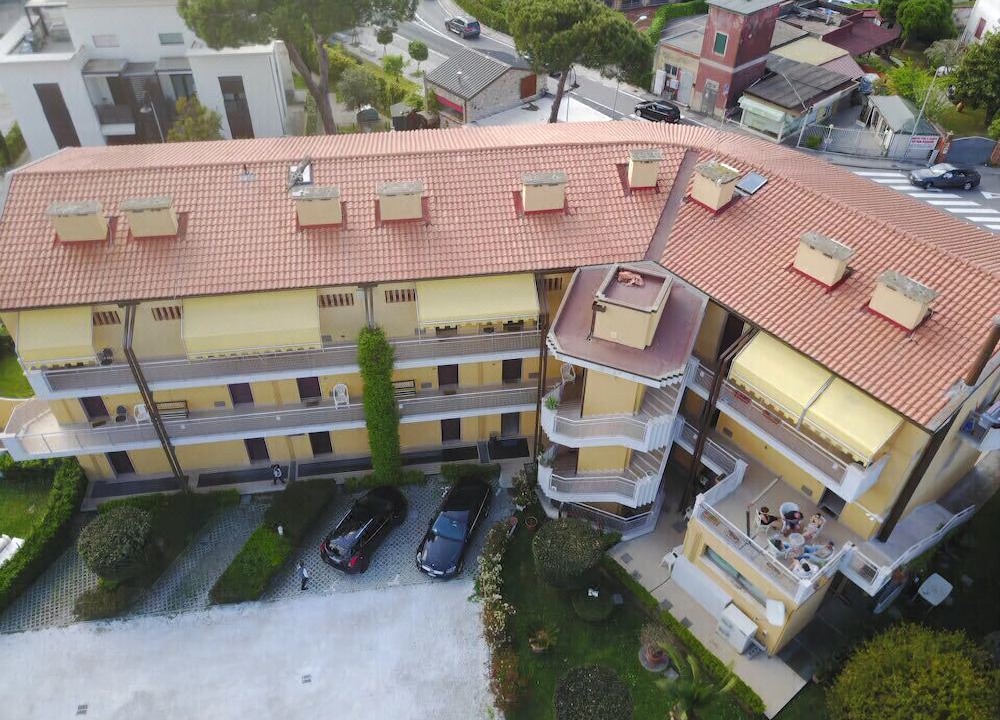 Photo of Buildings in Tirrenia