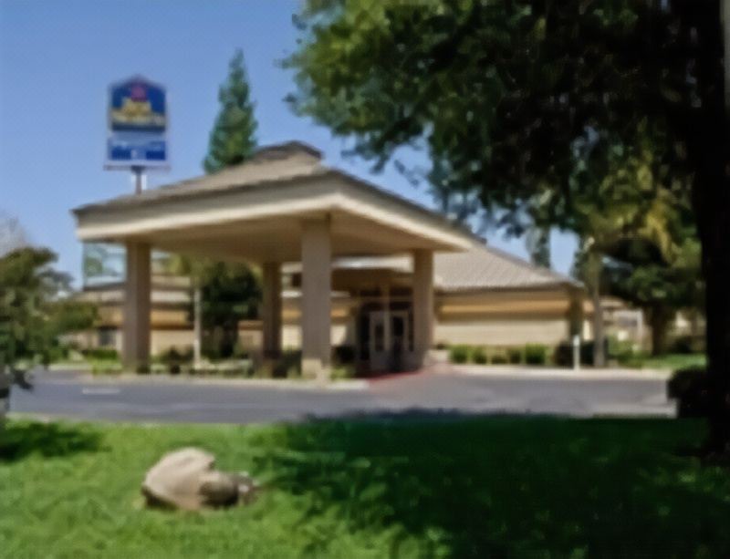 Photo of Buildings in Porterville