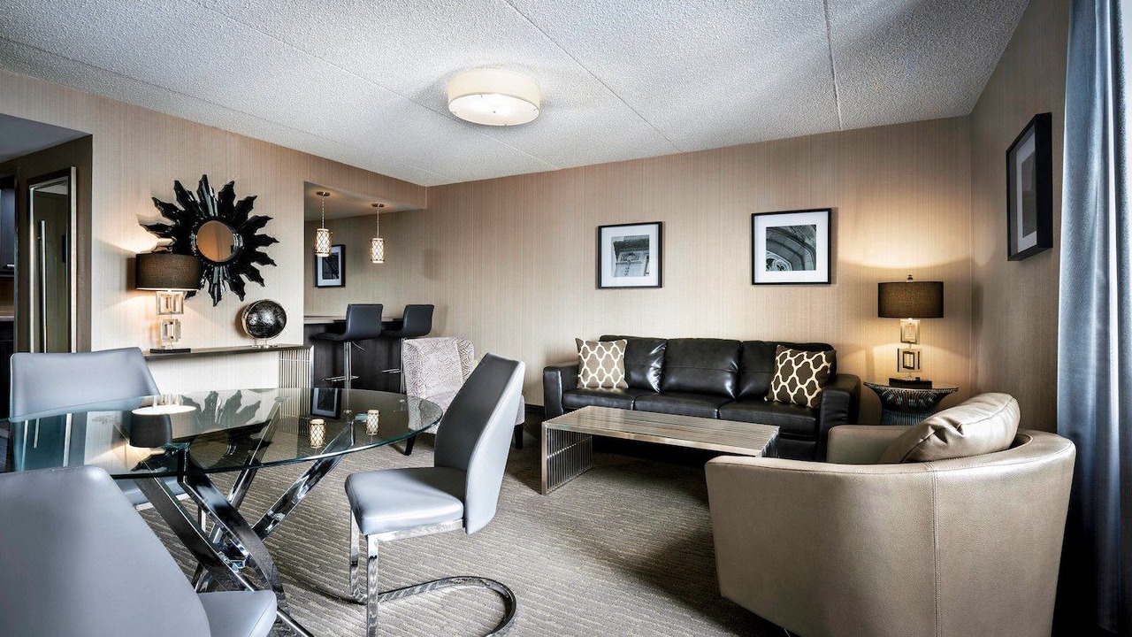 Photo of Livingroom in Central Hamilton