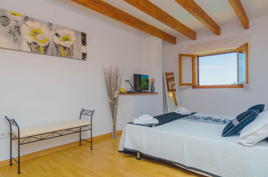 Photo of Bedroom in Manacor