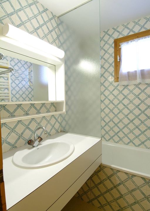 Photo of Bathroom in Doucy-Combelouviere