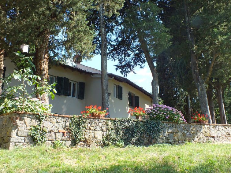 Photo of Buildings in Torsoli