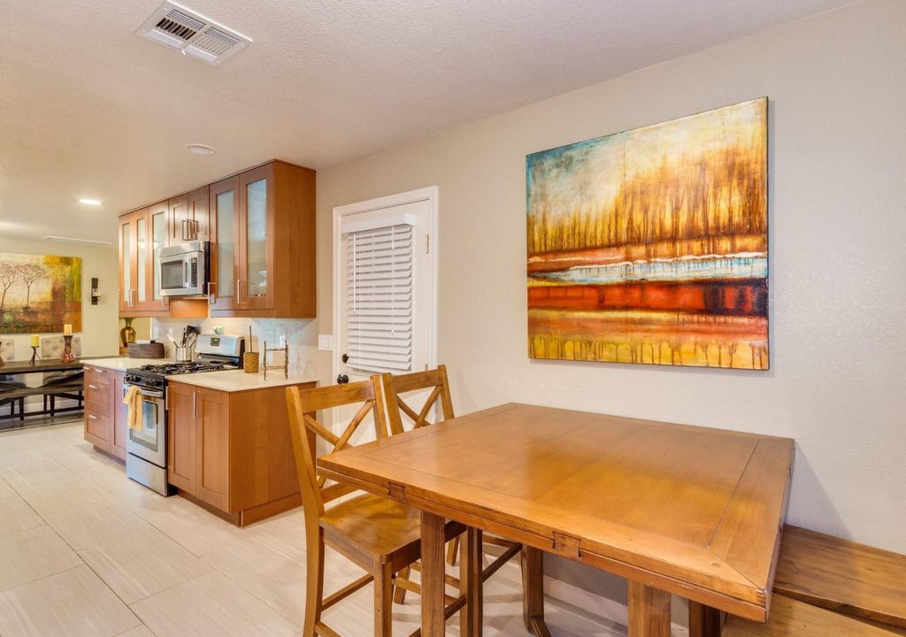 Photo of Livingroom in Western Villa