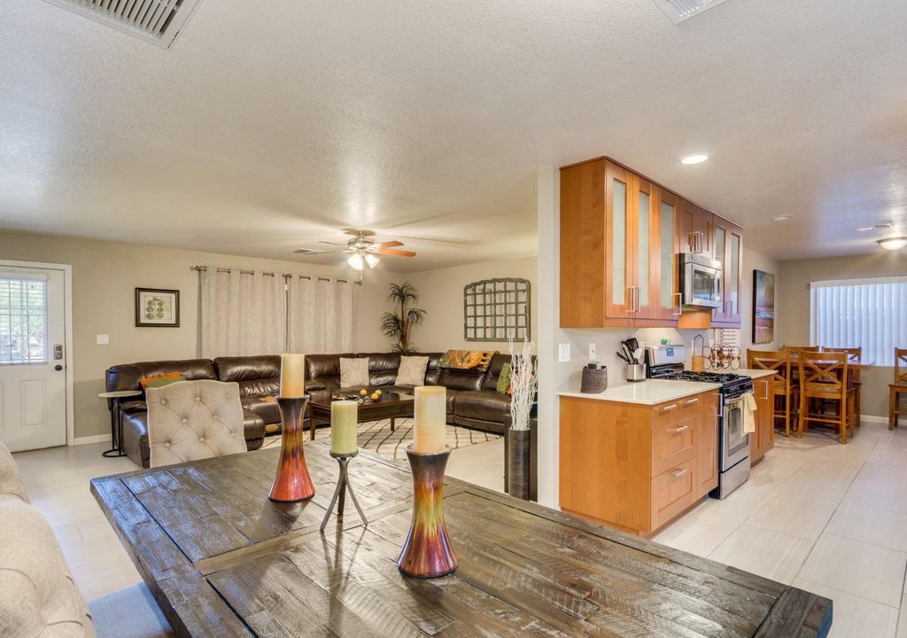 Photo of Livingroom in Western Villa