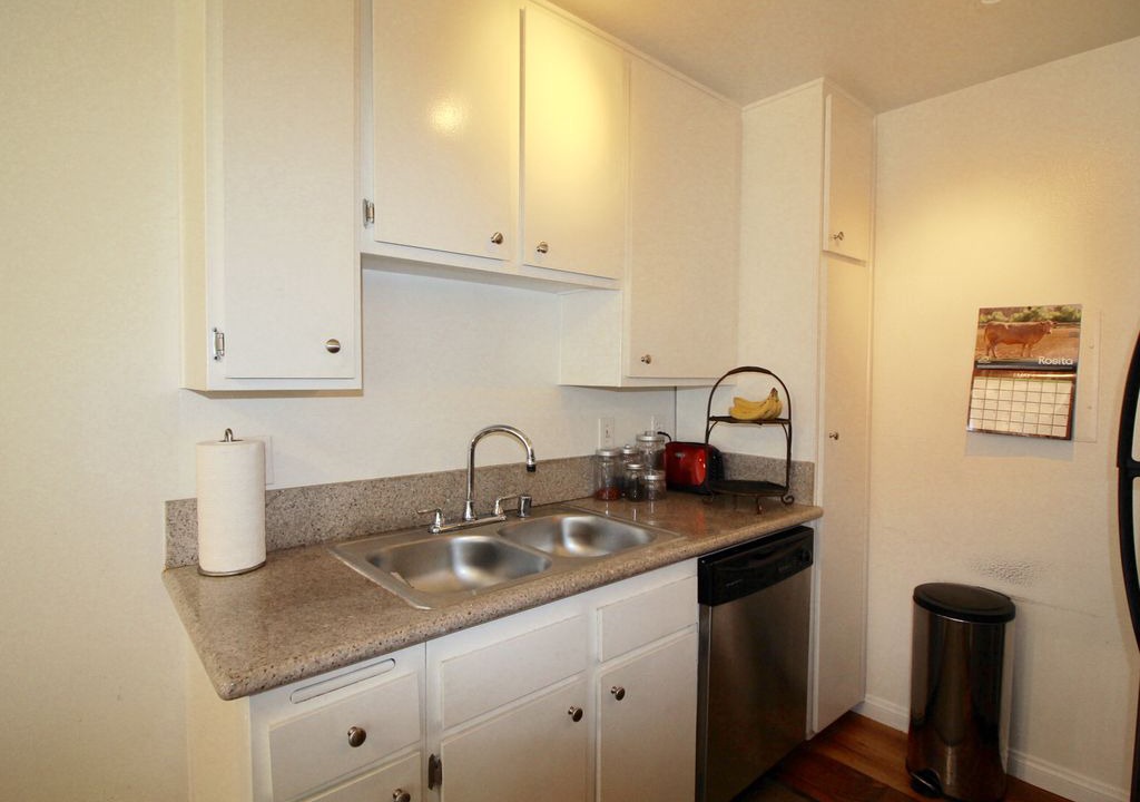Photo of Kitchen in West Los Angeles