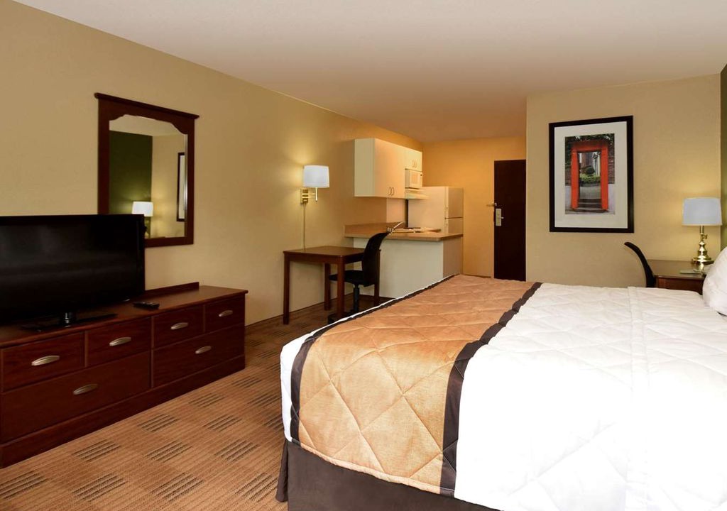 Photo of Bedroom in Wauwatosa