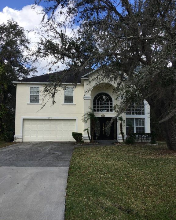 Photo of Buildings in Doral Woods