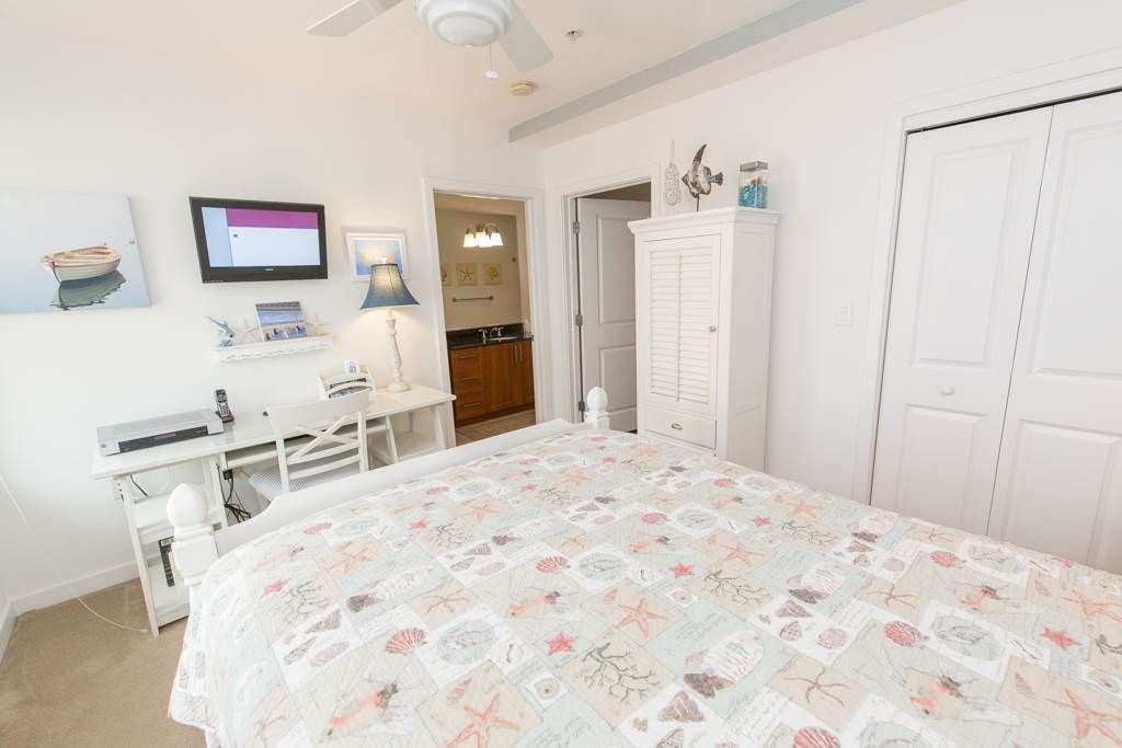 Photo of Bedroom in Sandbridge
