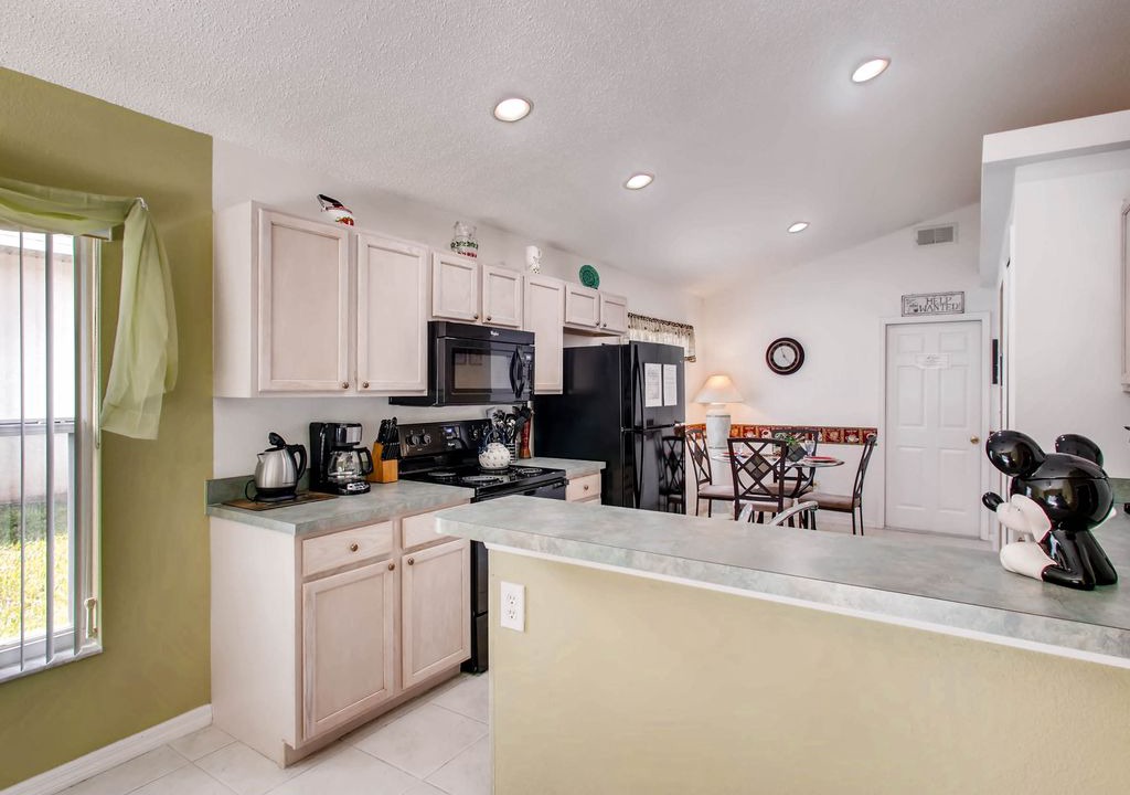 Photo of Kitchen in Florida Pines