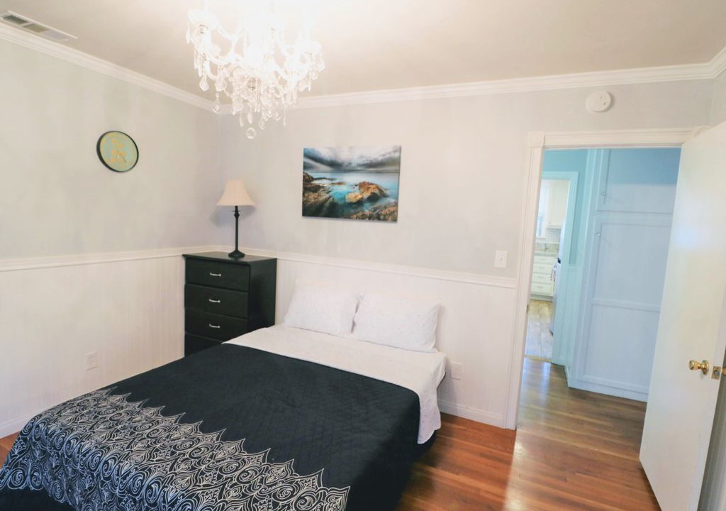 Photo of Bedroom in Reseda
